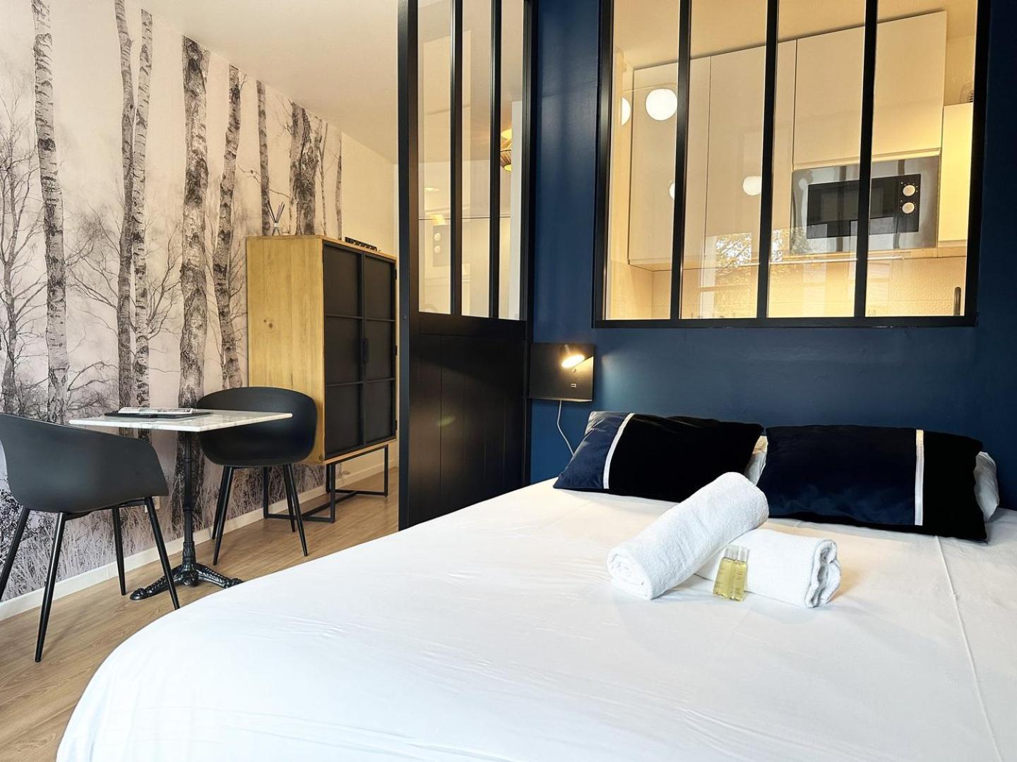 C Le 15 - Studio Cosy Avec Parking Chartres Eksteriør billede